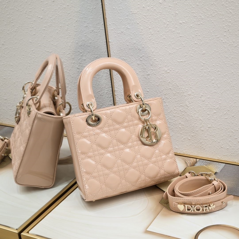 D*or top handle bags